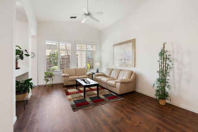 5244 Sugar Pine Loop, Roseville, CA 95747