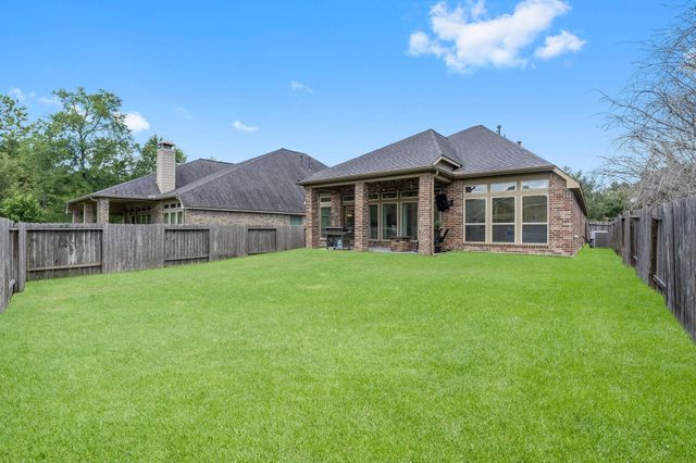 239 Forest Peak Way, Montgomery, TX 77316