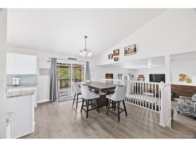 9632 Bramwood St, Longmont, CO 80504
