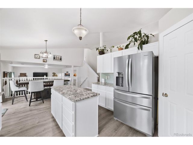 9632 Bramwood St, Longmont, CO 80504