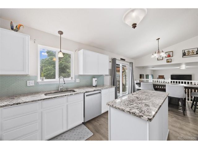 9632 Bramwood St, Longmont, CO 80504