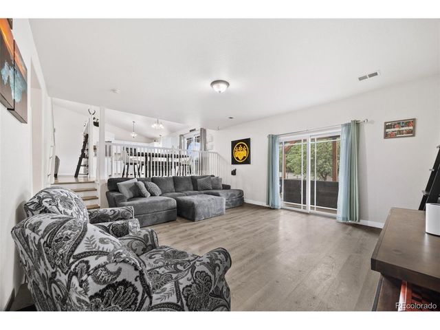 9632 Bramwood St, Longmont, CO 80504