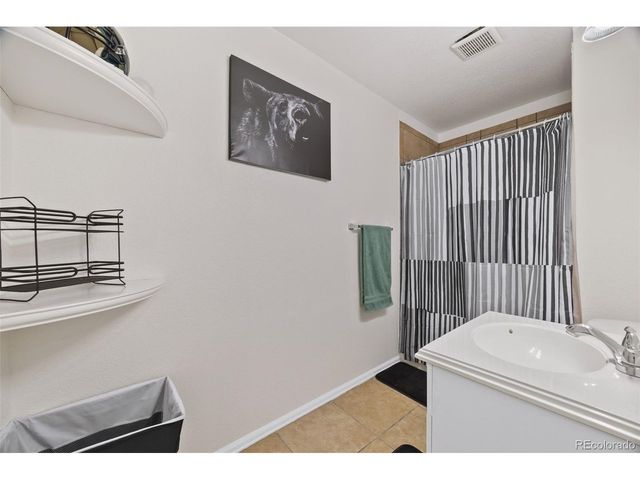 9632 Bramwood St, Longmont, CO 80504