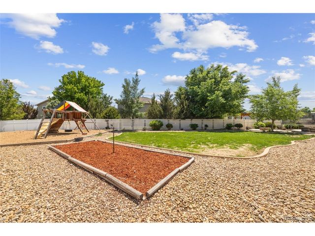 9632 Bramwood St, Longmont, CO 80504