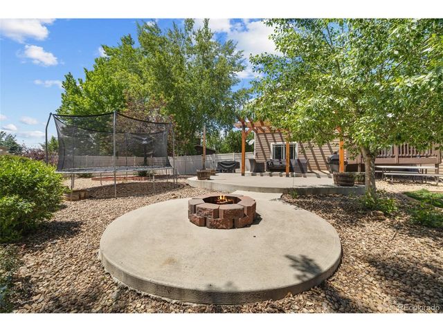 9632 Bramwood St, Longmont, CO 80504