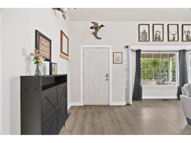 9632 Bramwood St, Longmont, CO 80504