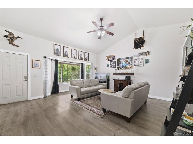 9632 Bramwood St, Longmont, CO 80504