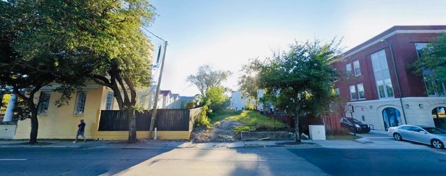 645 E Bay Street, Charleston, SC 29403