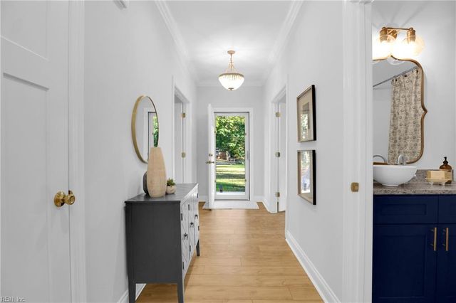 1860 Millville RD, Chesapeake, VA 23323