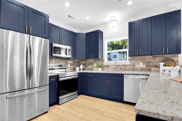 1860 Millville RD, Chesapeake, VA 23323