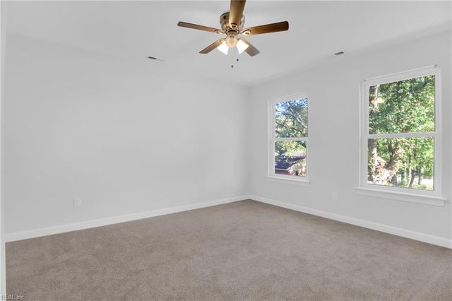 1860 Millville RD, Chesapeake, VA 23323