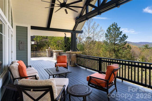 9 Dianthus Drive, Asheville, NC 28803