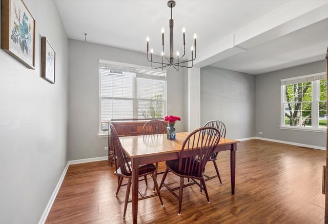 1562 Glenside Drive, Bolingbrook, IL 60490