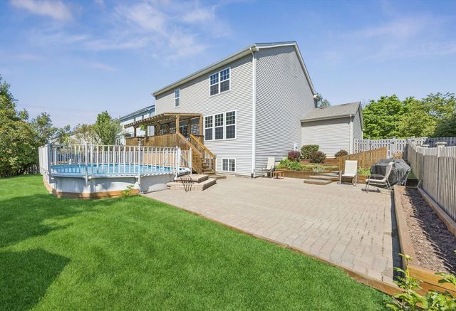 1562 Glenside Drive, Bolingbrook, IL 60490