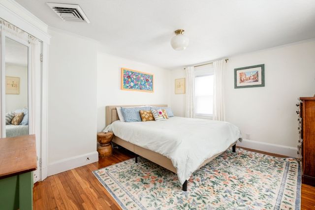 40 Virginia Rd, Quincy, MA 02169