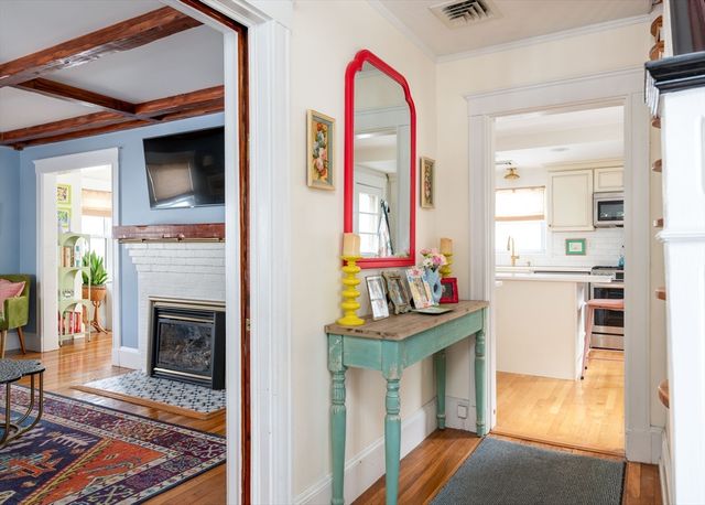 40 Virginia Rd, Quincy, MA 02169