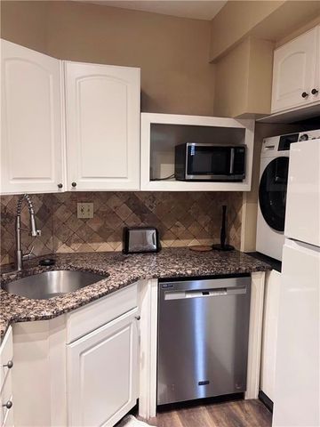 198 Ponce De Leon Avenue NE 3A, Atlanta, GA 30308