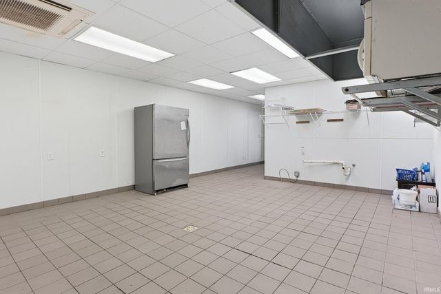 105 N McCreary Street, Fort Branch, IN 47648