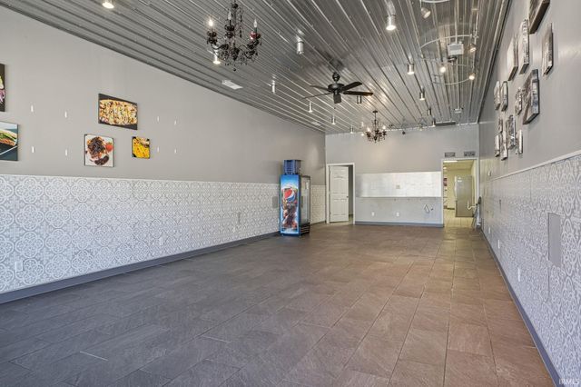 105 N McCreary Street, Fort Branch, IN 47648