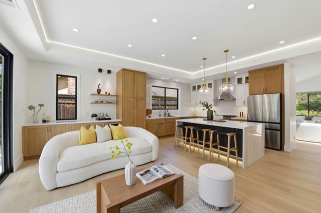 150 Gilbert Avenue, Santa Clara, CA 95051