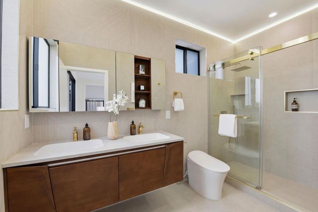 150 Gilbert Avenue, Santa Clara, CA 95051