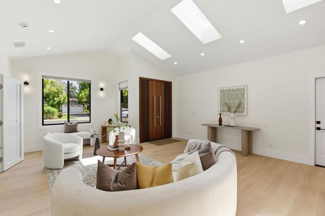 150 Gilbert Avenue, Santa Clara, CA 95051