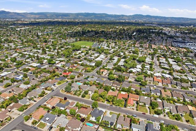 150 Gilbert Avenue, Santa Clara, CA 95051