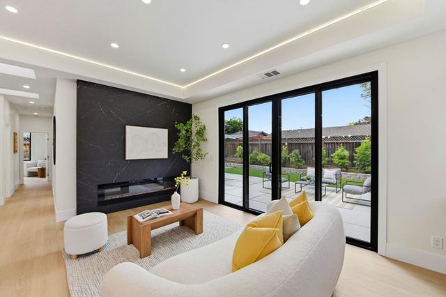 150 Gilbert Avenue, Santa Clara, CA 95051