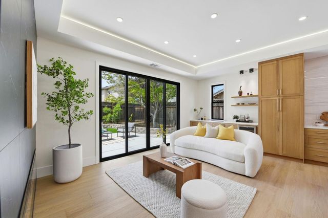 150 Gilbert Avenue, Santa Clara, CA 95051