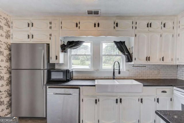 2851 Harbins Road SE, Bethlehem, GA 30620