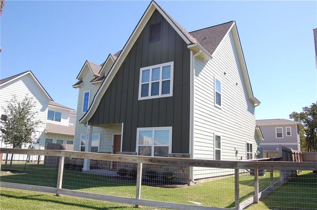 3102 Green Street, Bryan, TX 77801