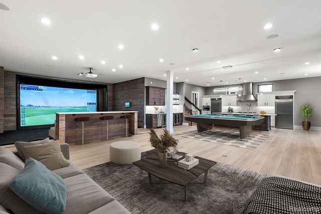 4483 Farm View Drive, Ann Arbor, MI 48105