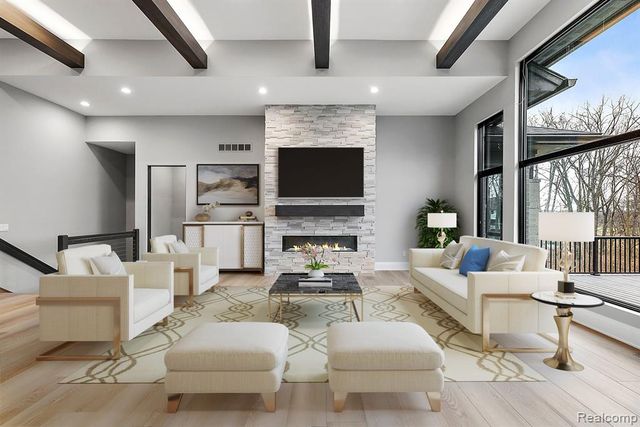 4483 Farm View Drive, Ann Arbor, MI 48105