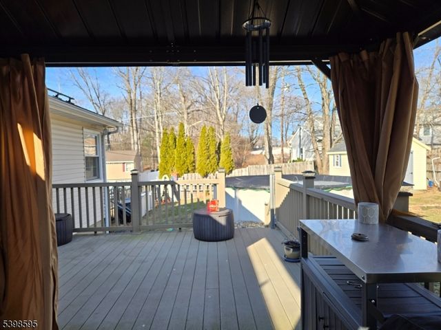 22 Lloyd Ave, Stanhope Boro, NJ 07874