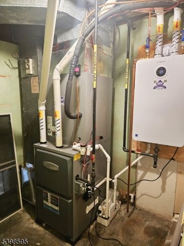 22 Lloyd Ave, Stanhope Boro, NJ 07874