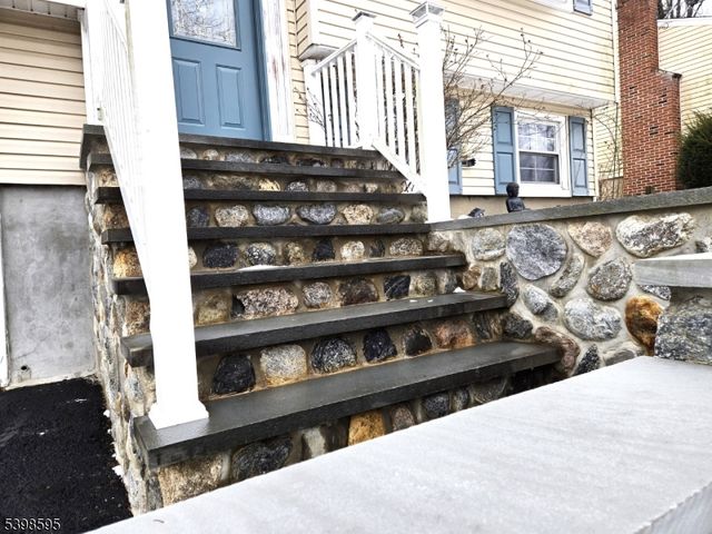 22 Lloyd Ave, Stanhope Boro, NJ 07874