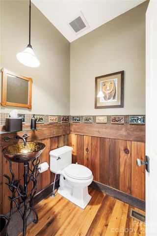 2186 Long Rifle Ridge Road, Nebo, NC 28761