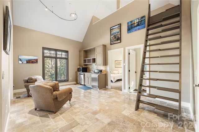 2186 Long Rifle Ridge Road, Nebo, NC 28761