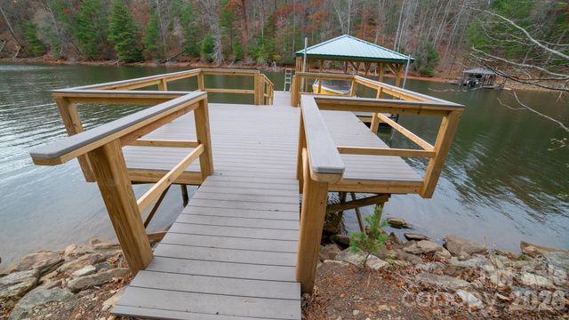 2186 Long Rifle Ridge Road, Nebo, NC 28761