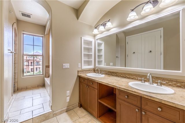 10 Via Vasari 3105, Henderson, NV 89011