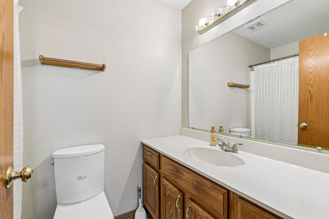 16803 92nd Avenue, Orland Hills, IL 60487