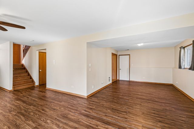 16803 92nd Avenue, Orland Hills, IL 60487