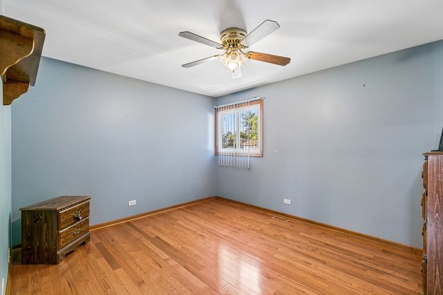 16803 92nd Avenue, Orland Hills, IL 60487