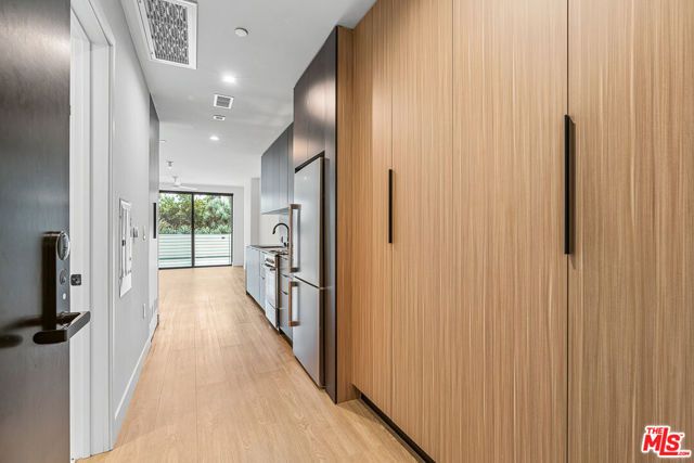 3688 Overland Avenue 324, Los Angeles, CA 90034