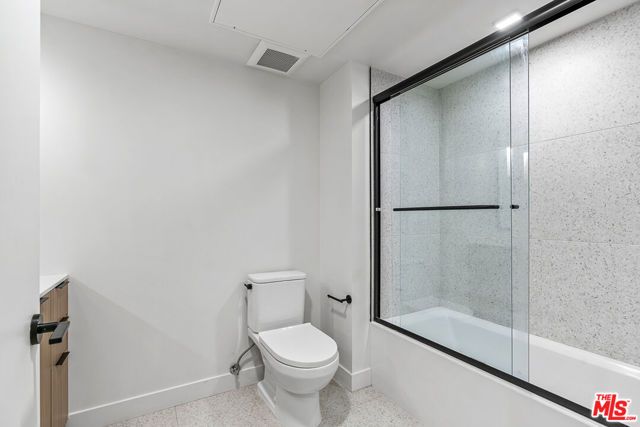 3688 Overland Avenue 324, Los Angeles, CA 90034