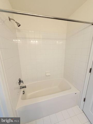 300 SHEPHERD AVE, Cambridge, MD 21613