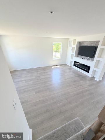 300 SHEPHERD AVE, Cambridge, MD 21613