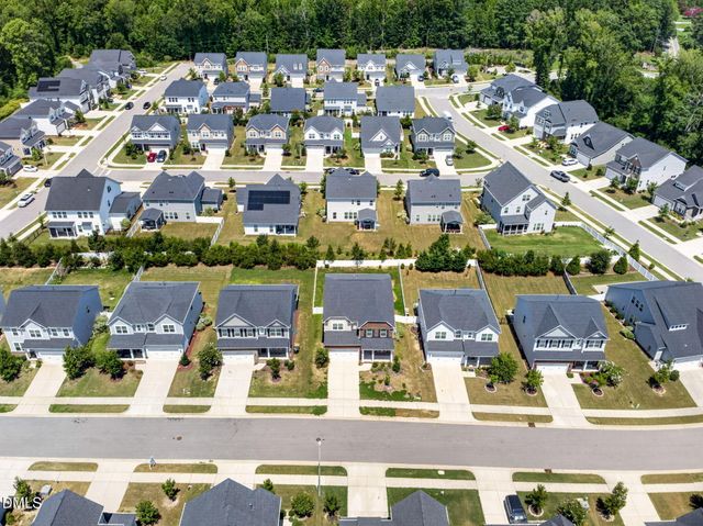124 Dimmer Garden Lane, Garner, NC 27529