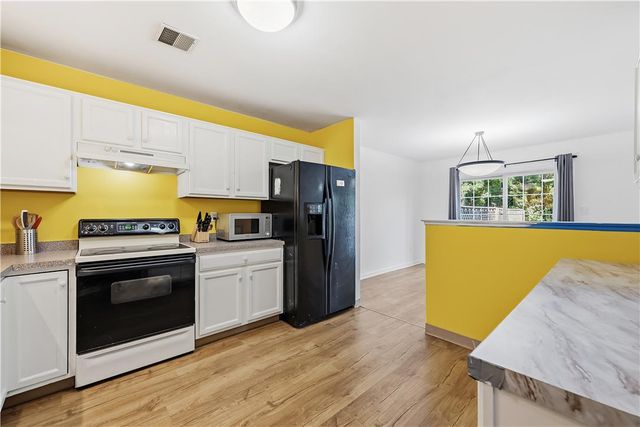6652 Pioneer Drive, Lower Macungie Twp, PA 18062