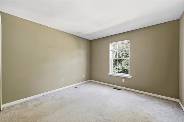 6652 Pioneer Drive, Lower Macungie Twp, PA 18062